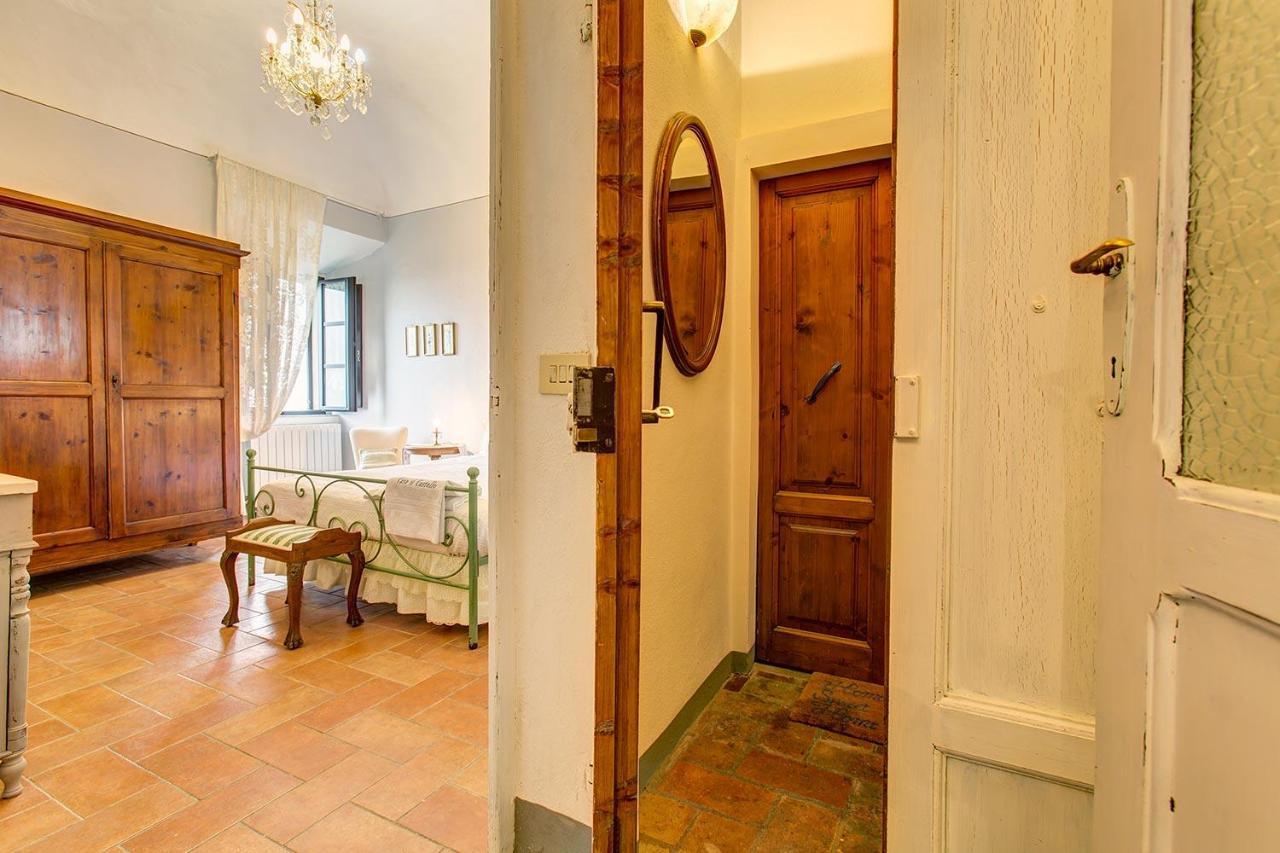 La Rocca Aparthotel Gambassi Terme Esterno foto